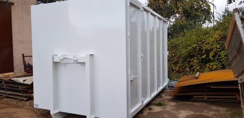 vente et fabrication d'un caisson fermé pour PL pour aménagement spéciaux mairie Vaucluse