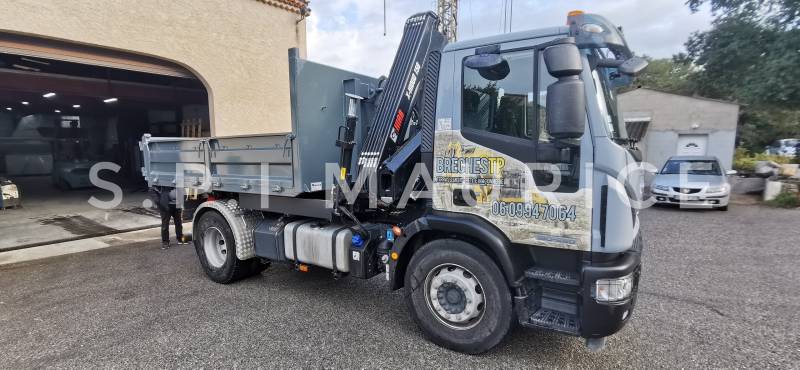 vente de benne transporteur avec porte universelle Var