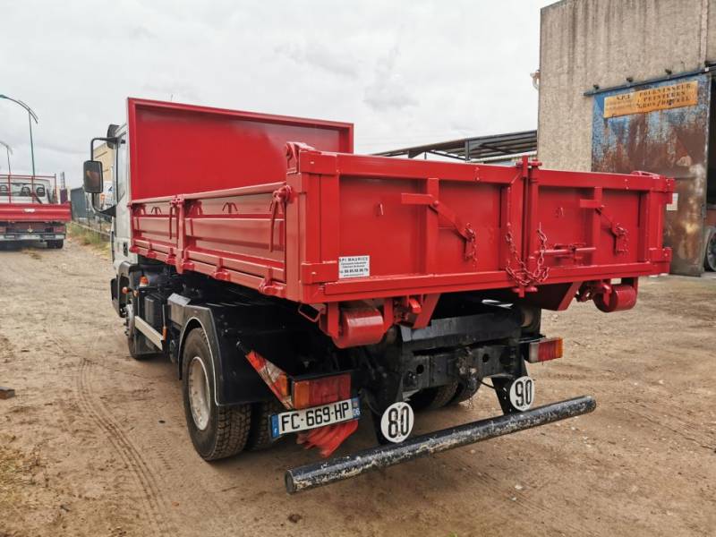 constructeur de benne amovible pour terrassement avec trappes charbonnière sur porte universelle en PACA