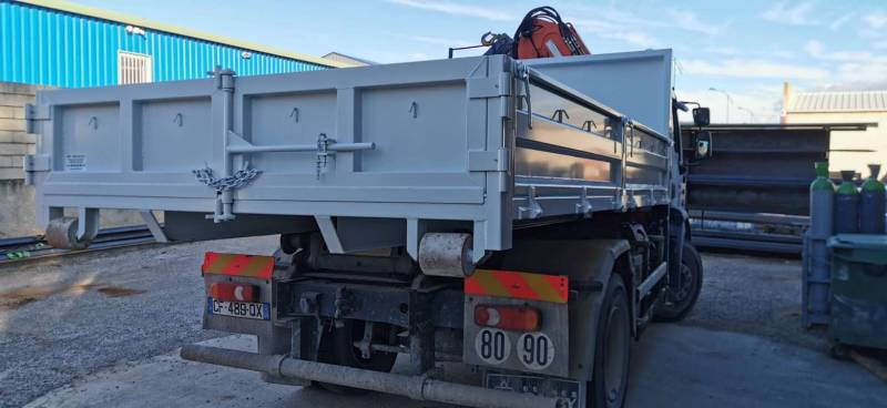 fabrication de benne à ridelles amovibles à Drap dans le 06