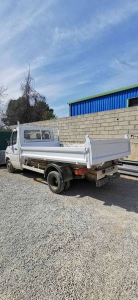 fabrication d'une benne pour camion 3.5 tonnes entreprise maçonnerie à saint Antonin