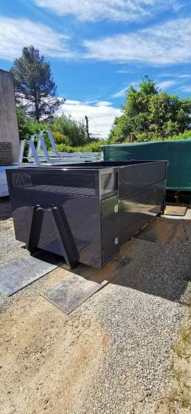 vente de benne ampliroll pour véhicule léger pour entreprise du bâtiments Toulon