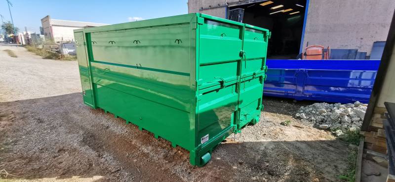 Benne paysagiste avec coffre intégré fabrication sur mesure dans le Var