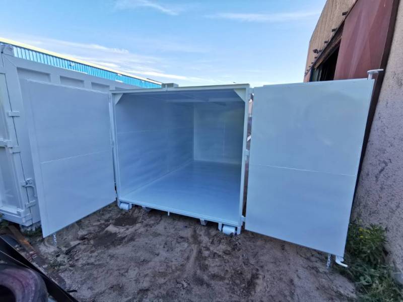 Vente de caisse fermée ampliroll pour chantier stockage benne amovible Var