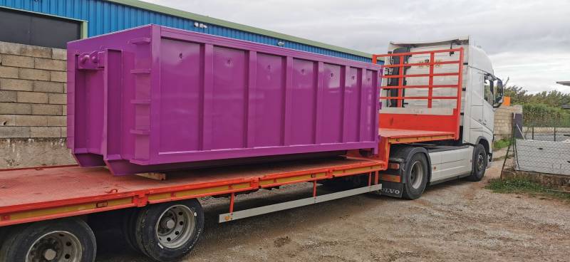 transport d'un caisson acier DIB pour fumier et transport de foin 05