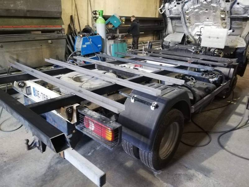 vente de benne pour 3.5 tonne chassis acier Salon de Provence