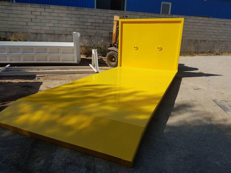 fabrication de plateau porte engin pour 6x 4 renforcé Toulon var